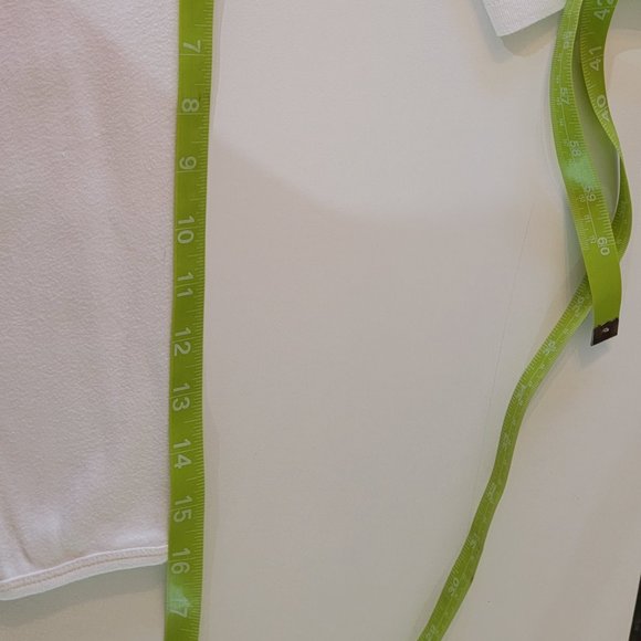 The Children's Place Cream White top With a Penguin Decal Girls Size 10 - Picture 6 of 6